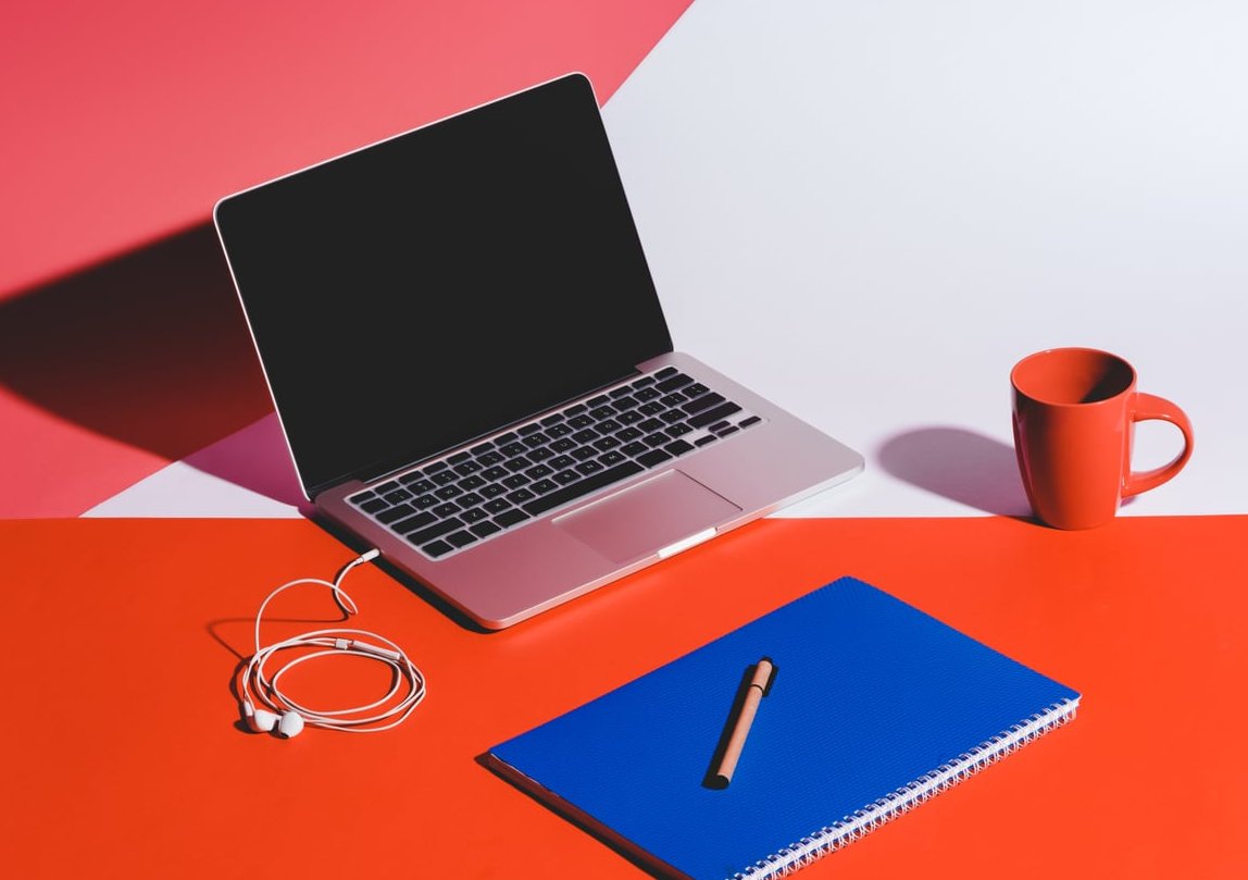 email marketing laptop