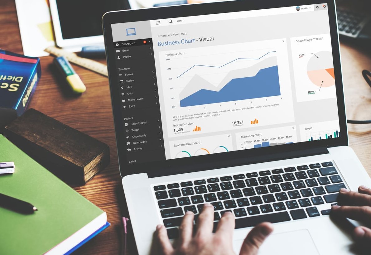 email marketing laptop